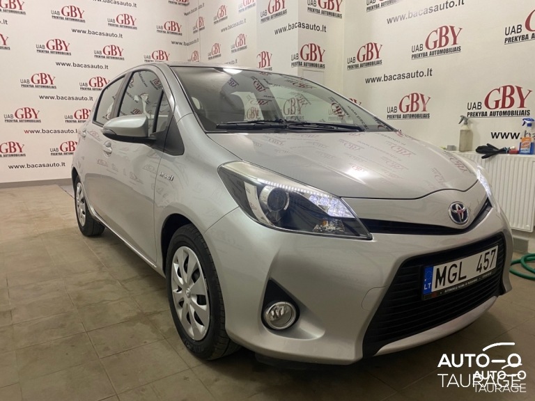 For rent Toyota Yaris