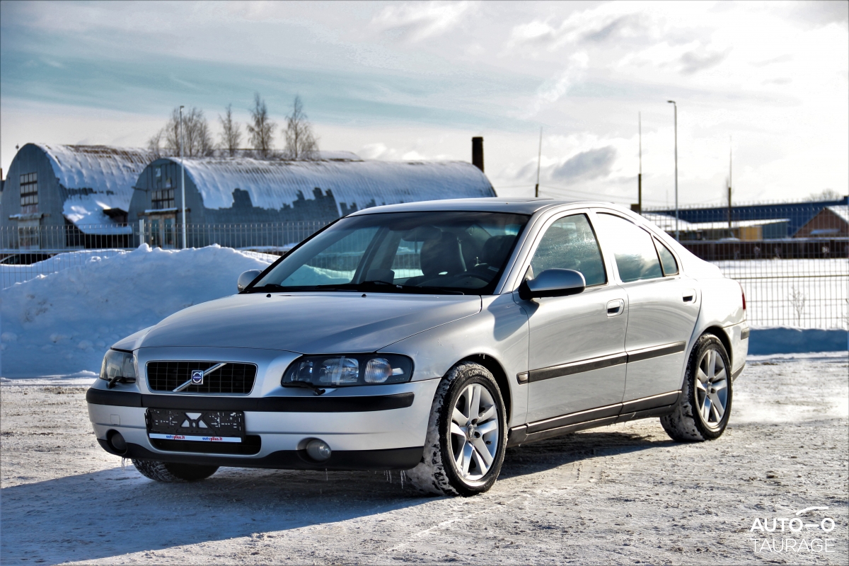 Volvo S60, 2.4 л. - AutoTaurage.lt